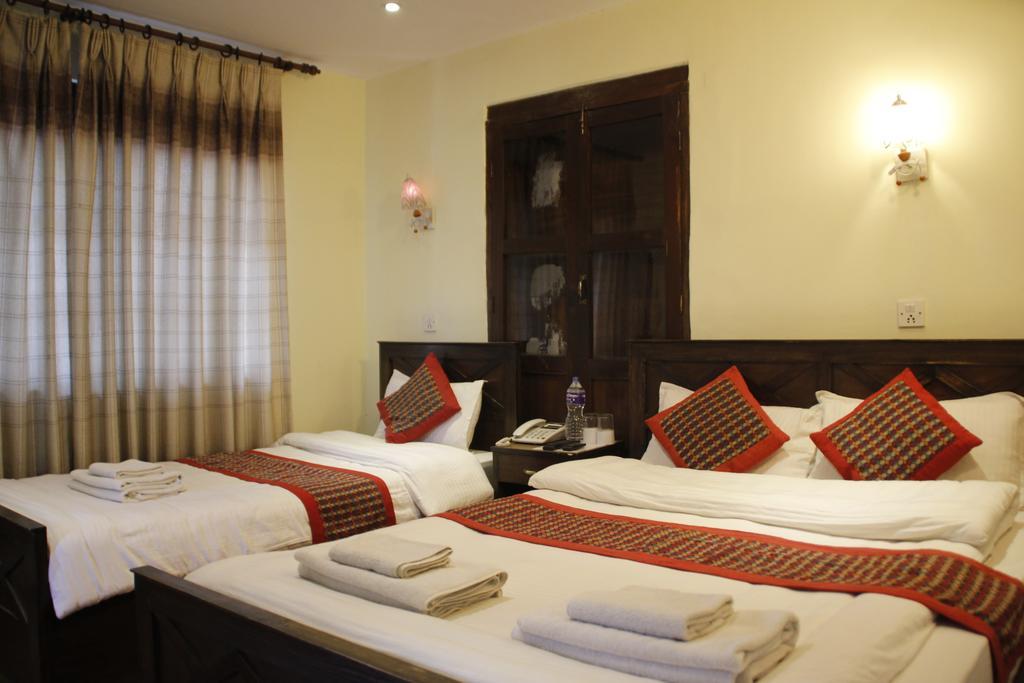Hotel Peace N Park Kathmandu Ngoại thất bức ảnh