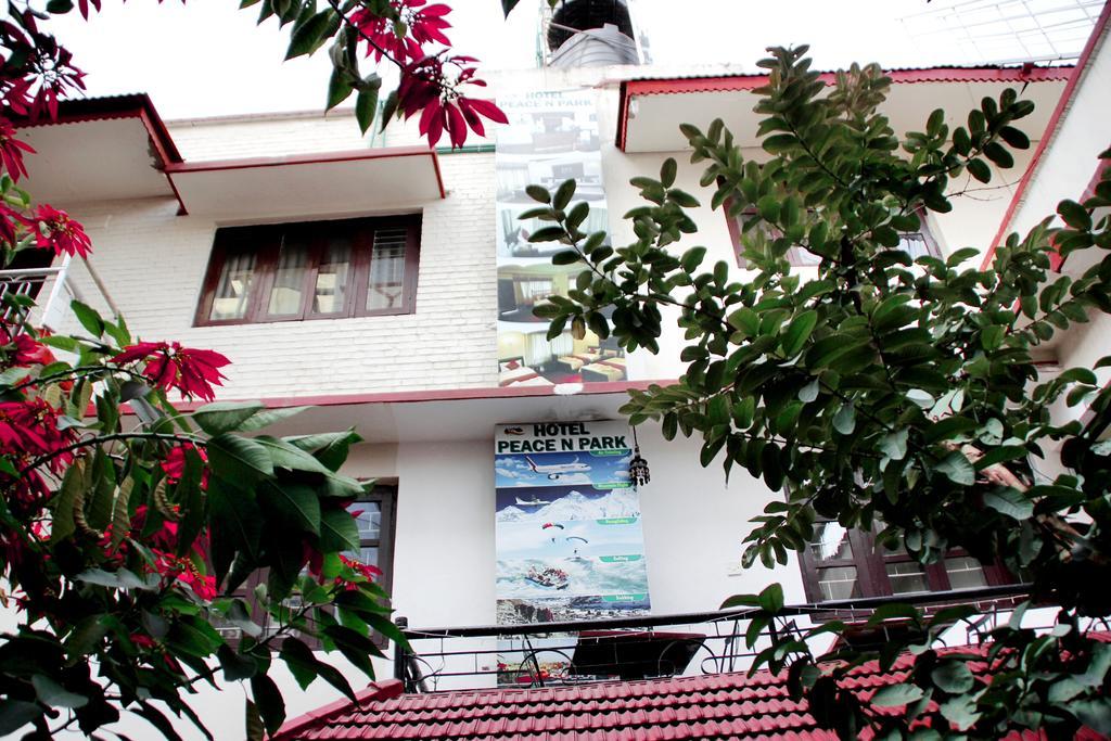 Hotel Peace N Park Kathmandu Phòng bức ảnh