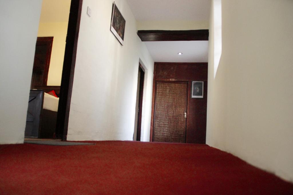 Hotel Peace N Park Kathmandu Phòng bức ảnh