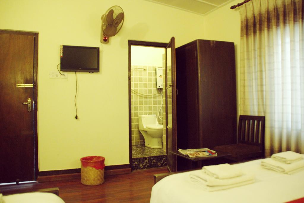Hotel Peace N Park Kathmandu Ngoại thất bức ảnh