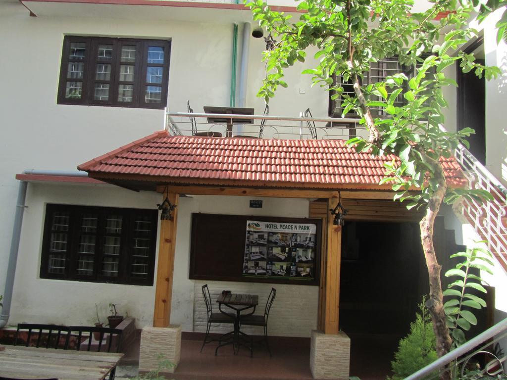 Hotel Peace N Park Kathmandu Phòng bức ảnh